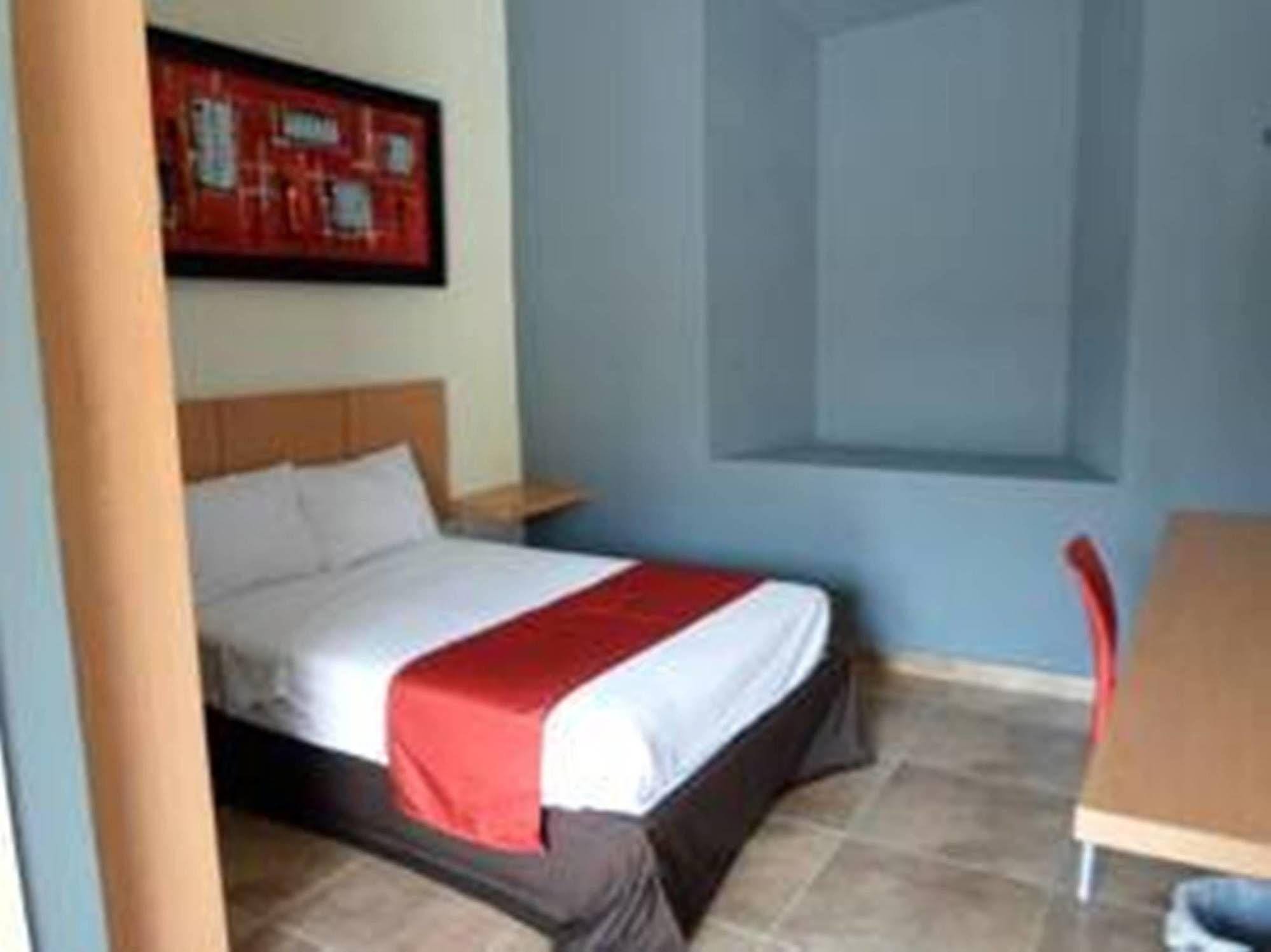 Hotel Montroi City Colima Eksteriør billede